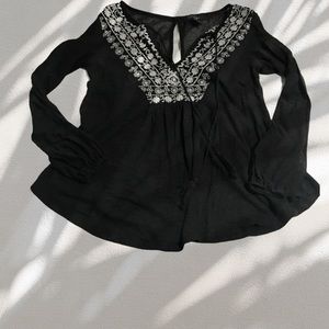 Jessica Simpson embroidered  blouse